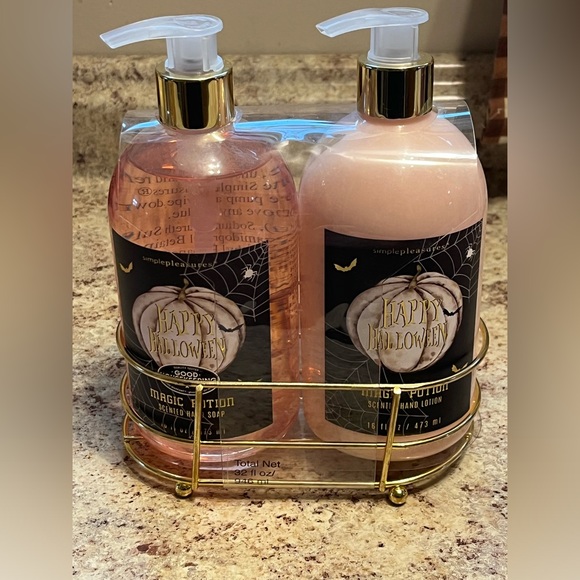 Simple Pleasures Happy Halloween Magic Potion Scented Hand Soap and Hand Lotion - Picture 1 of 8